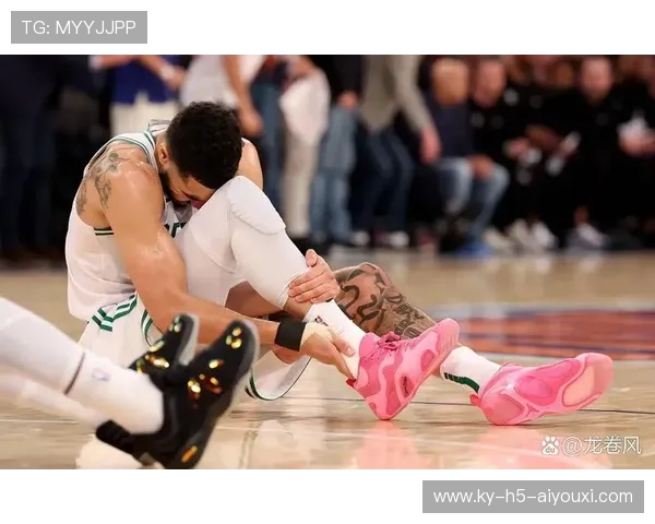 塔图姆外线精准连中,波士顿前半场持续领跑